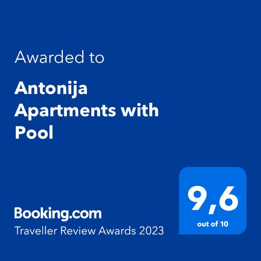 Antonija Apartments With Pool ビオグラード・ナ・モル エクステリア 写真